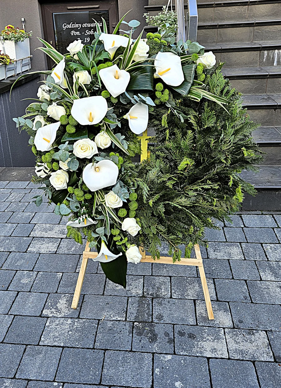 Wieniec rzymski pogrzebowy WRZ-4 o średnicy 70 cm